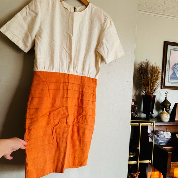 1970’s Vintage Linen Dress - Picture 4 of 6
